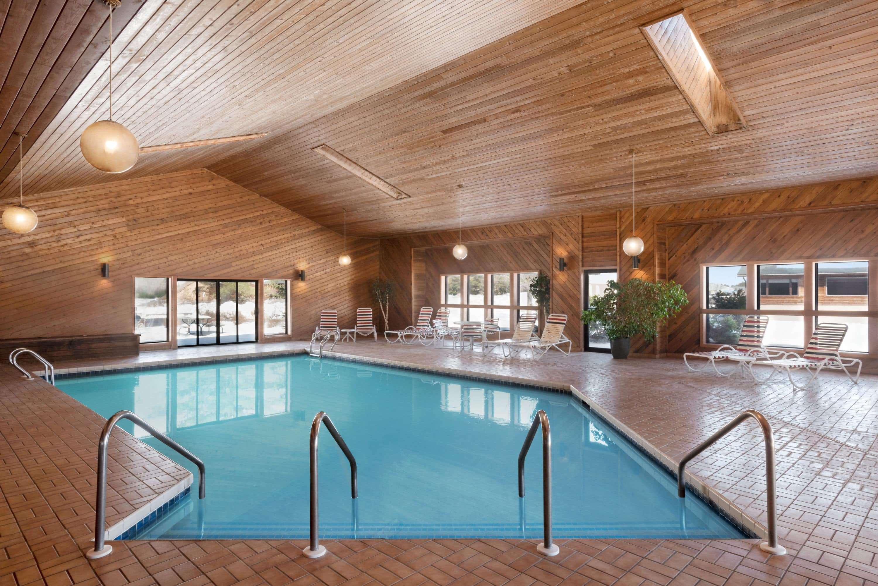 Days By Wyndham Hotel Eagle River