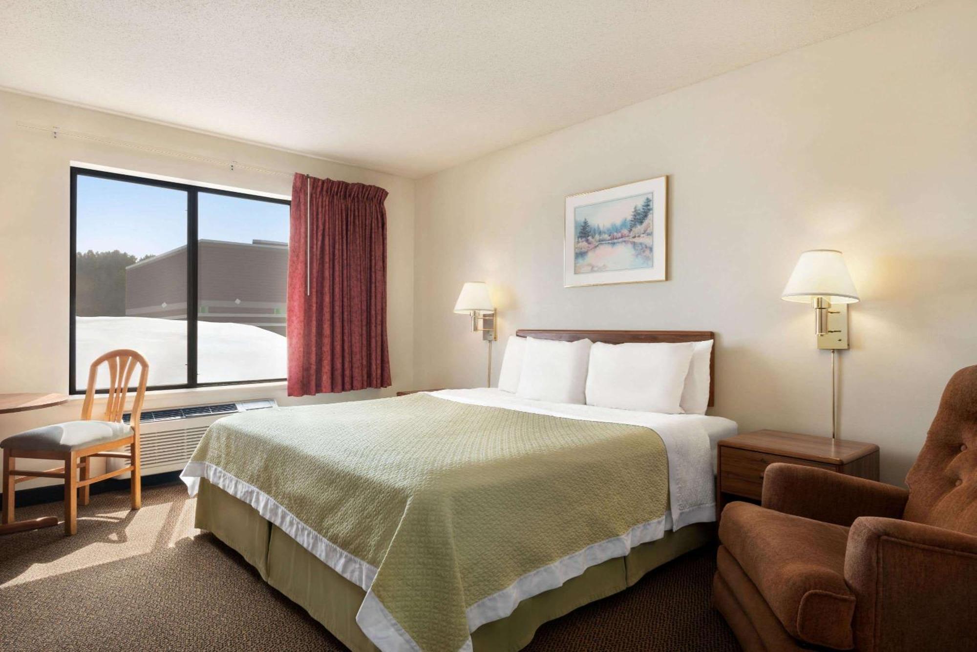 Days By Wyndham Hotel 3*