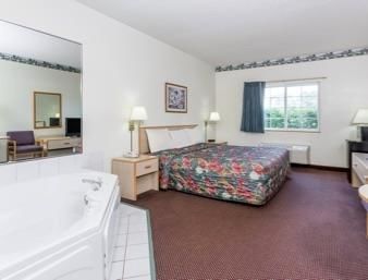 Hotel Days By Wyndham Eagle River